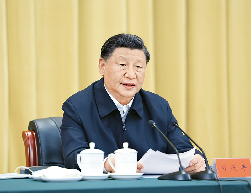2023年6月2日，中共中央总书记、国家主席、中央军委主席习近平在北京出席文化传承发展座谈会并发表重要讲话。 新华社记者 鞠鹏/摄
