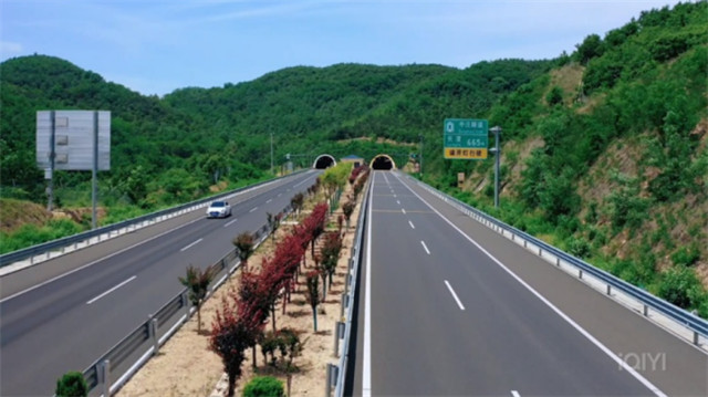 文登至莱阳公路.jpg
